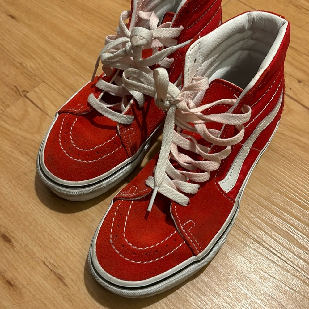 Kids Boys Sz 4 red vans lace ups great condition skate shoe